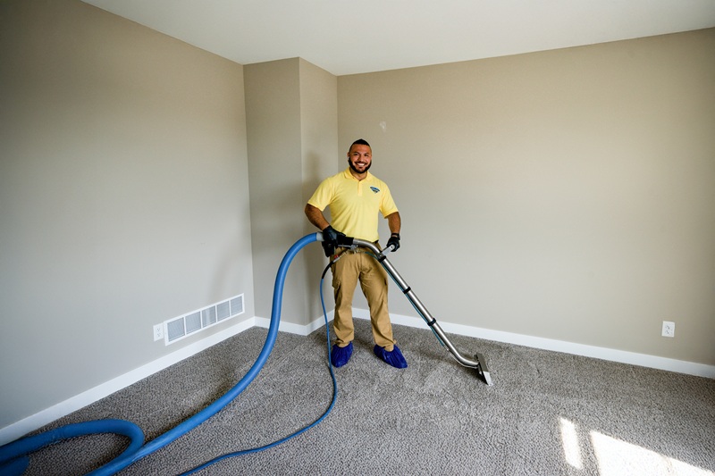 Upholstery Cleaning That Saves Your Furniture in Des Moines